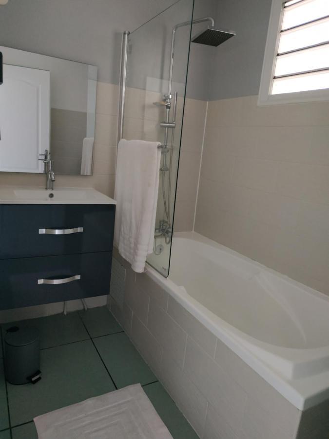 Apartament L'Echappee Belle Saint Pierre Zewnętrze zdjęcie